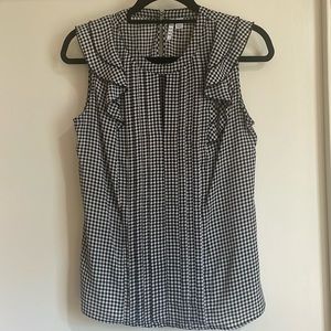 Sleeveless blouse